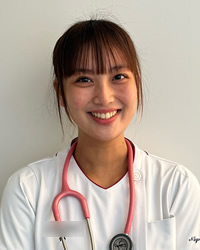 名古屋葵大学 健康科学部 看護学科 2年生　林　由萌